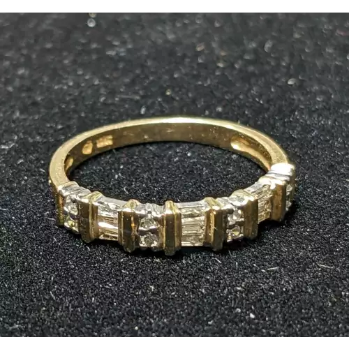 10K Ring YG & Diamonds .50 CTW 2.2g size 7 (5)
