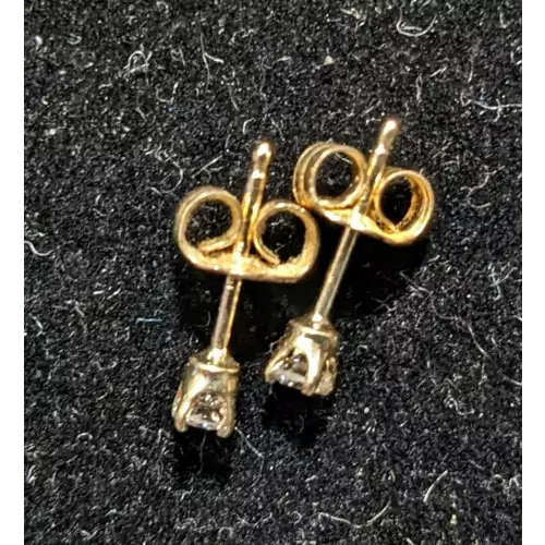 .15 Carat Diamond Earrings in 14k Yellow gold Studs .5g (2)