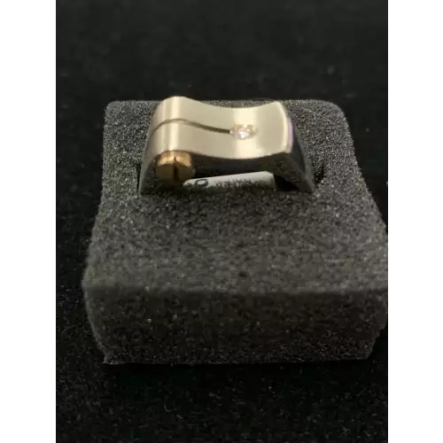18k White Gold & .10 Carat Diamond Ring  Size 10 9.5g (3)