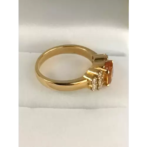 18K YG Ring 1/3 CT. T. W. Oval Golden Sapphire 5.8g Size 7.75 (3)